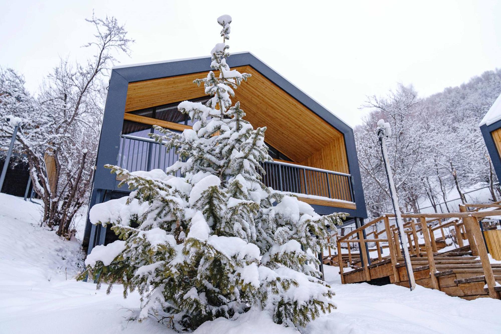 Qazaq Auyl Eco Hotel Алмати Екстер'єр фото