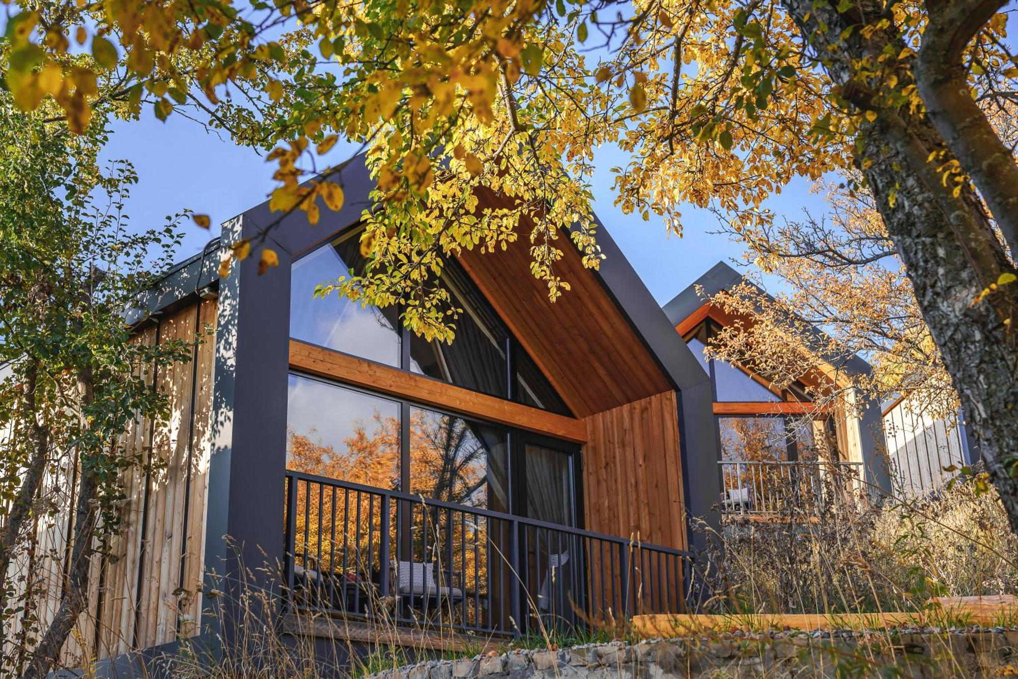 Qazaq Auyl Eco Hotel Алмати Екстер'єр фото